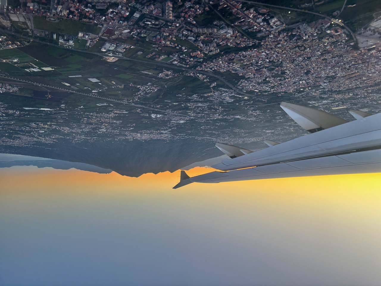 Airplane view of the Vesuvio, Naples